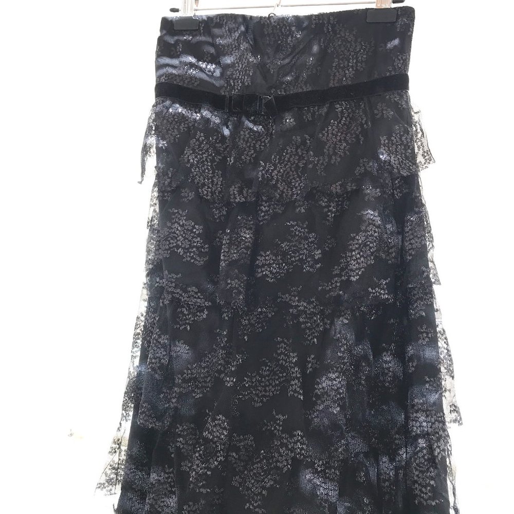 Anthropologie | Tiered Ruffle Lace Strapless Sheath Dress - Picture 2 of 11